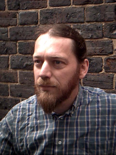 cnxt0036.jpg (49257 bytes)